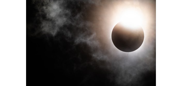 Eclipse solar total de 2024: confira as fotos do raro fenômeno