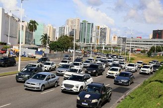 Donos de veículos automotores brasileiros precisarão se atentar à volta da cobrança do seguro DPVAT a partir deste ano. (Getty Images/Reprodução)