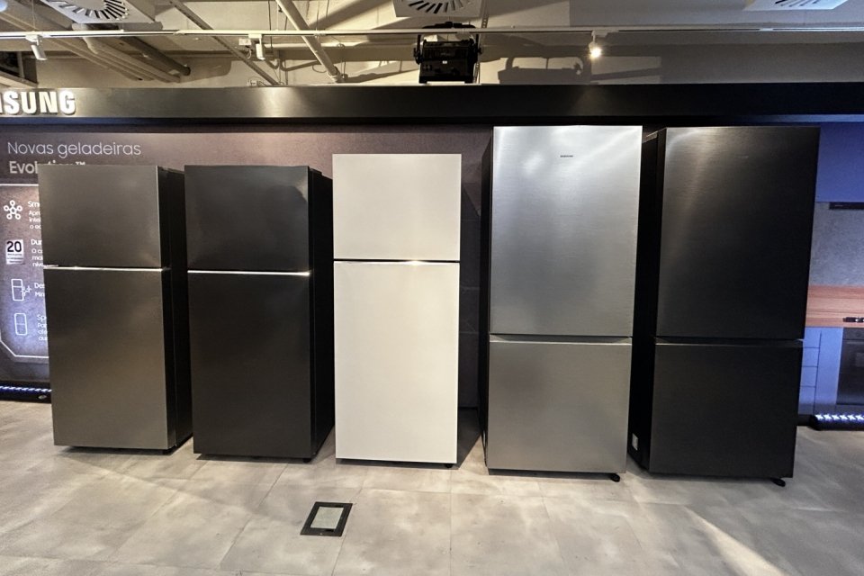 Samsung launches new Evolution smart refrigerators in Brazil at competitive prices