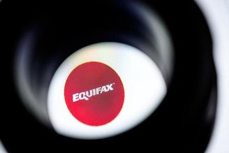 Um dos maiores vazamentos de dados da história envolve a empresa de crédito norte-americana Equifax. (Getty Images/Reprodução)