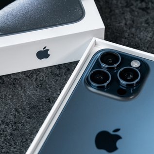 Imagem de iPhone 15 Pro Max foi o celular mais vendido no mundo no 1º trimestre; veja lista completa
