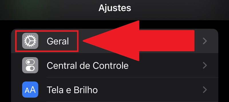 Procure pela opção "Geral" na lista