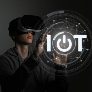 Imagem de IOT possibilita a construção da indústria do futuro e prioriza o bem estar do trabalhador