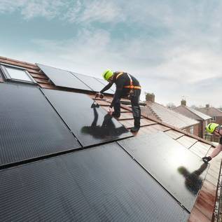 Imagem de 'Taxação do Sol': como funciona o imposto sobre a energia solar?