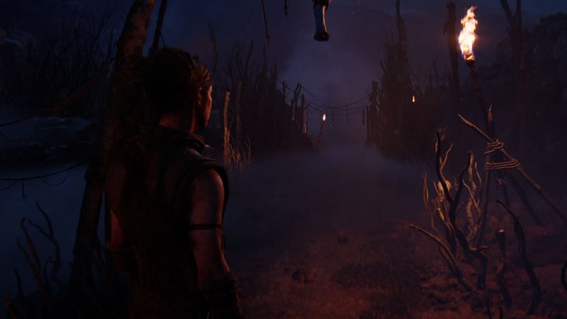 Os cenários de Hellblade 2 apostam na linearidade e têm atmosfera assustadora