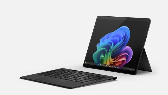 O tablet Surface Pro também passou por atualizações.