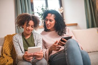 O AirDroid Parental Control está entre as ferramentas de controle parental mais usadas. (Fonte: GettyImages/ Reprodução)