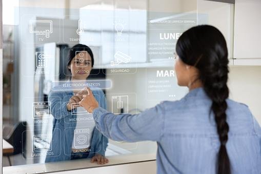 Dentre os principais objetivos dos LLMs está no aprendizado para ajudar em diversas tarefas do dia a dia. (Fonte: Getty Images/Reprodução)