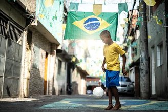 A queda da renda média do brasileiro até o final do século pode ser de 83%.