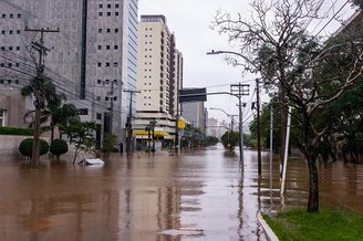 A primeira avaliação dos prejuízos com as enchentes no sul do país foi de R$ 85,7 bilhões.