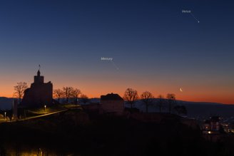 Mercúrio, Vênus e a Lua no céu da Alemanha.