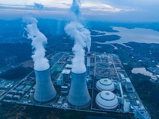 Usinas termelétricas resultam em maior valor cobrado por energia gerada. (Imagem: Getty Images)