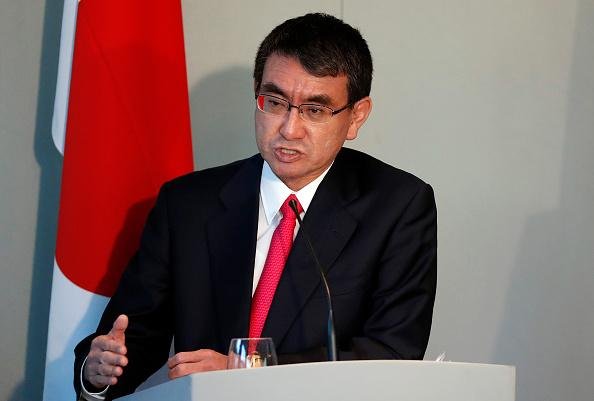 Taro Kono, ministro de Assuntos Digitais do Japão. (Imagem: Getty Images)