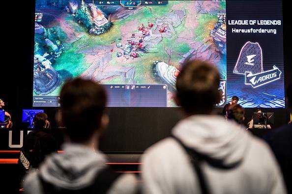 Seja no cenário competitivo ou casual, usar bons itens faz diferença em League of Legends. (Fonte: GettyImages/Reprodução)