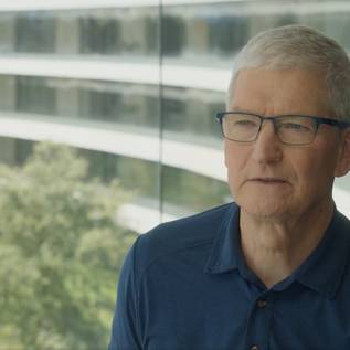 Imagem de Tim Cook diz que usa o Apple Vision Pro todos os dias