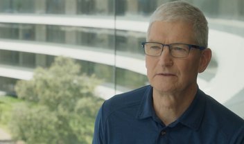 Tim Cook diz que usa o Apple Vision Pro todos os dias