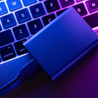 Imagem de SSDs, HDs externos e memória RAM com descontos de até 64% na Amazon; veja oportunidades