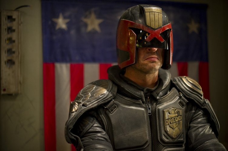 Karl Urban em Dredd (2012)