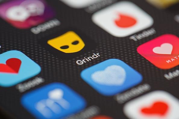 Grindr tem funções bloqueadas na Vila Olímpica para proteger atletas. (Imagem: Getty Images)