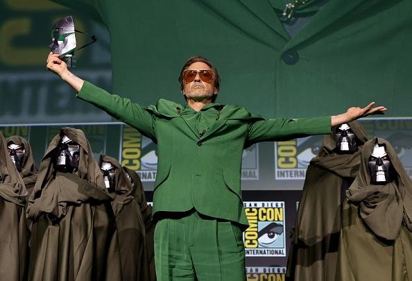 A volta de Robert Downey Jr. ao MCU só aconteceu porque os irmãos Russo concordaram em retornar também.