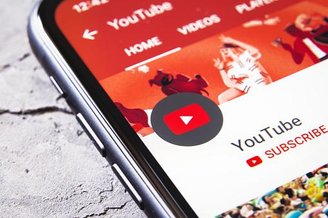 O YouTube experimenta novos formatos para publicidade ao vivo. (Imagem: Getty Images)