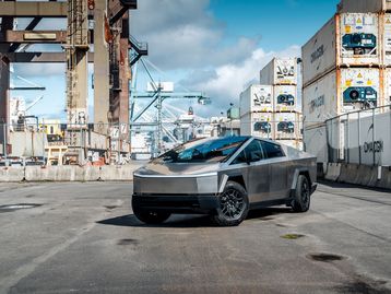 Tesla Cybertruck dispara em preço e fica longe da promessa de Elon Musk