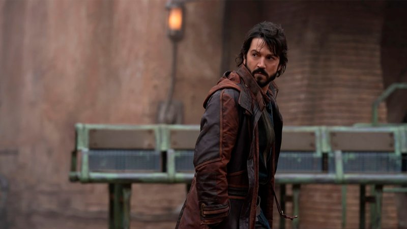 DIego Luna como Cassien Andor