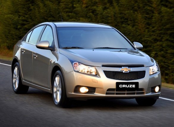 Cruze veio para substituir o Vectra e fez bastante sucesso, apesar do atraso. 