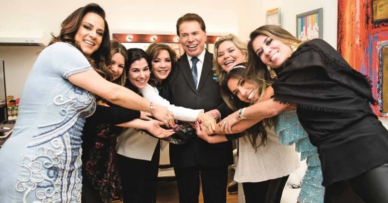 Silvio Santos e filhas