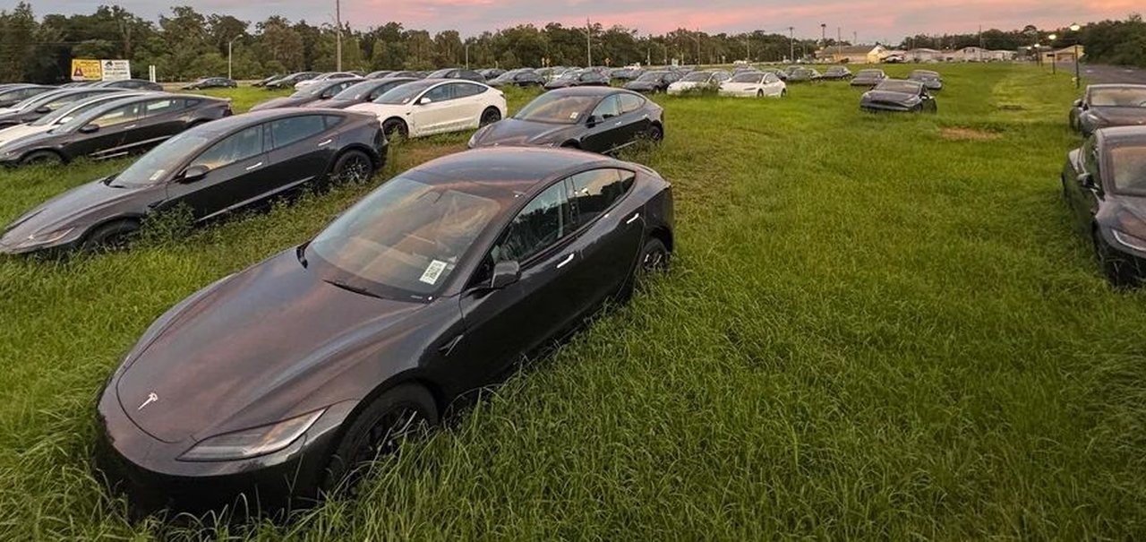 Cemitério de Tesla: fotos mostram carros "abandonados" em terreno nos EUA