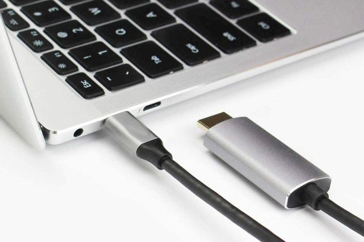 Thunderbolt é uma tecnologia de conexão que permite transferências de dados rápidas e suporta a conexão de dispositivos externos.