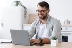 Imagem de Home office: 121 vagas para trabalho remoto [12/08]
