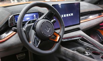 Zeekr: marca de carros elétricos de luxo confirma chegada ao Brasil