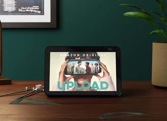 Echo Show, um dos produtos da Amazon com Alexa embutida.