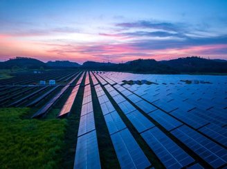 A energia solar é uma das mais promissoras para o futuro. (Fonte: GettyImages / Reprodução)