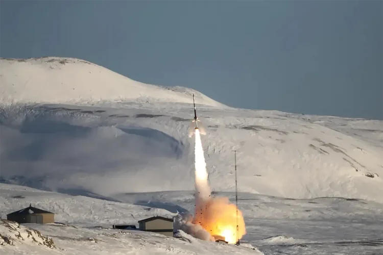 A missão Endurance da NASA usou foguetes de sondagem lançados do Polo Norte.