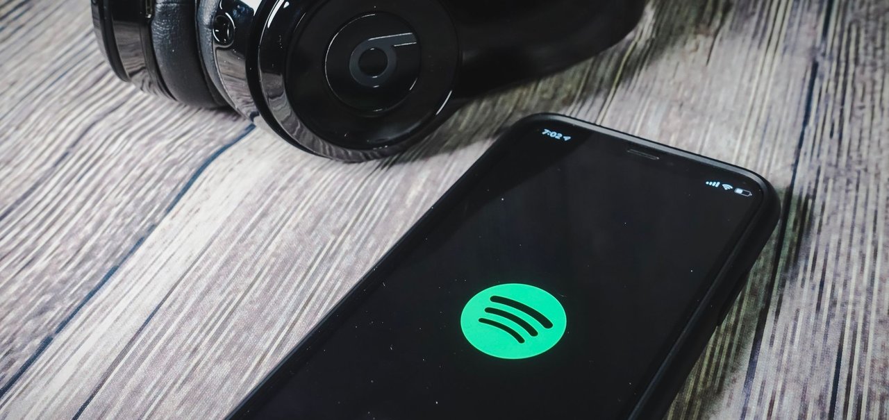 Spotify critica mudança no iPhone que mudou controle de volume com botão