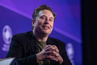 Musk por enquanto não decidiu sobre o futuro do X no Brasil.