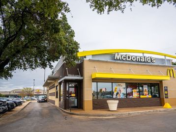 Conta do McDonald's no Instagram é hackeada e promove criptomoeda falsa