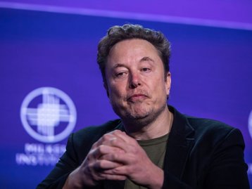 Advogada perde R$ 35 mil para golpista que se passava por Elon Musk