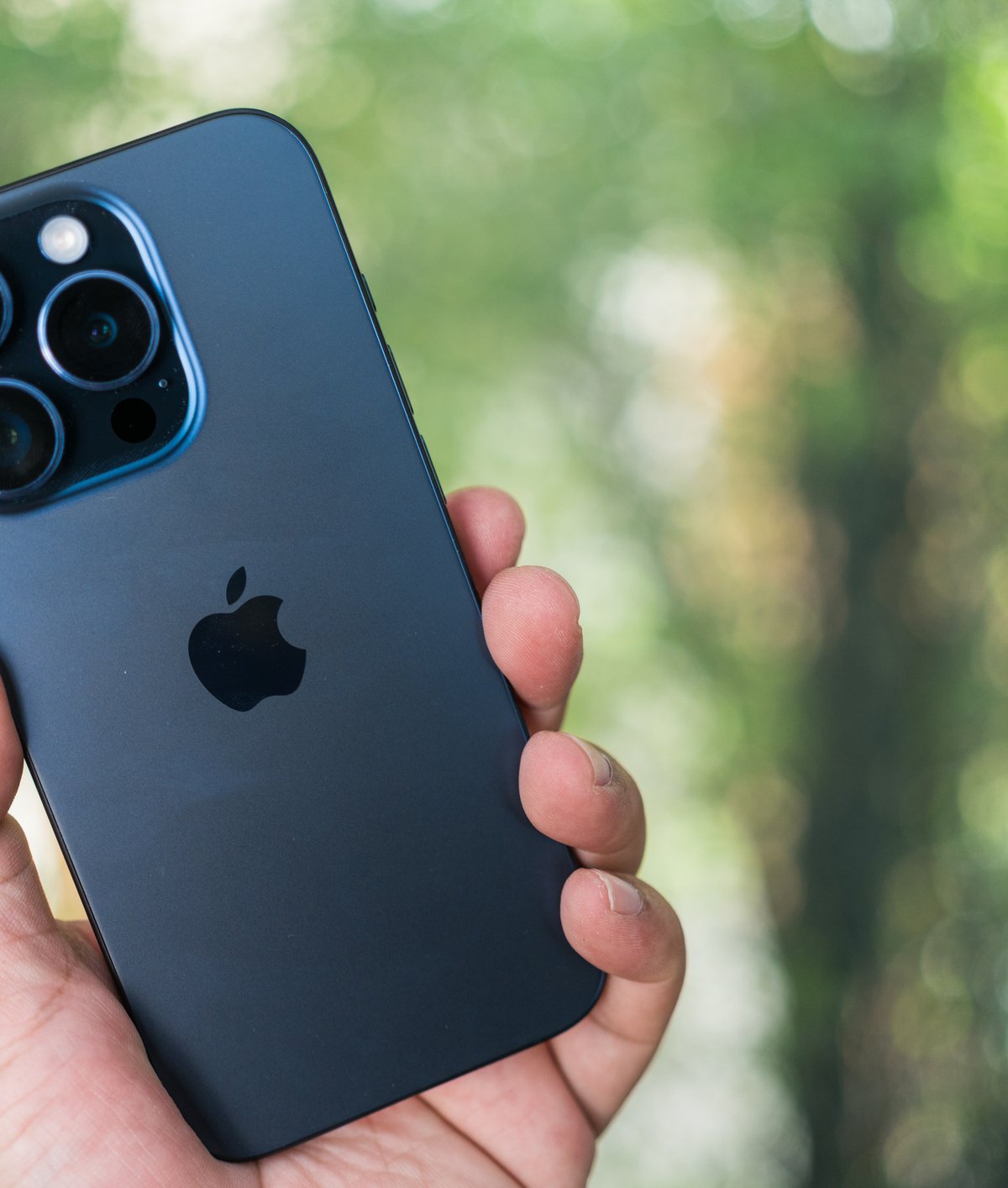 Apple is cutting prices on older iPhones and discontinuing three models