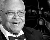 Dublador de Darth Vader e Mufasa, James Earl Jones morre aos 93 anos