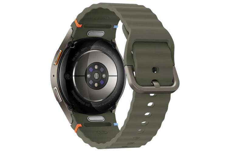 O Galaxy Watch7 capta sinais biológicos utilizando sensores óptico e elétrico.