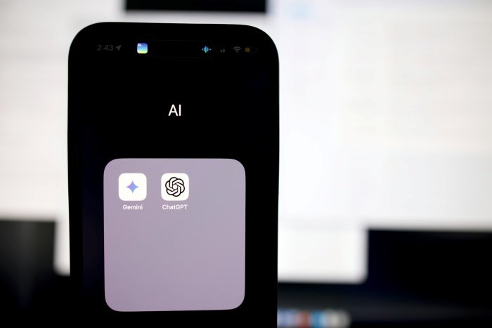 A OpenAI também tem encontrado uma forte concorrência, com os avanços das IAs rivais.