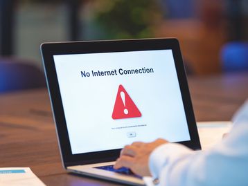 Sites do governo federal ficaram fora do ar nesta quarta (11)