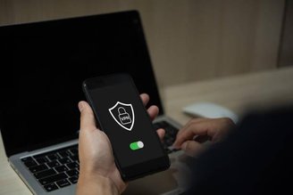 Há VPNs que são melhores no mobile, enquanto outras têm mais recursos no desktop. (Fonte: GettyImages/Reprodução)