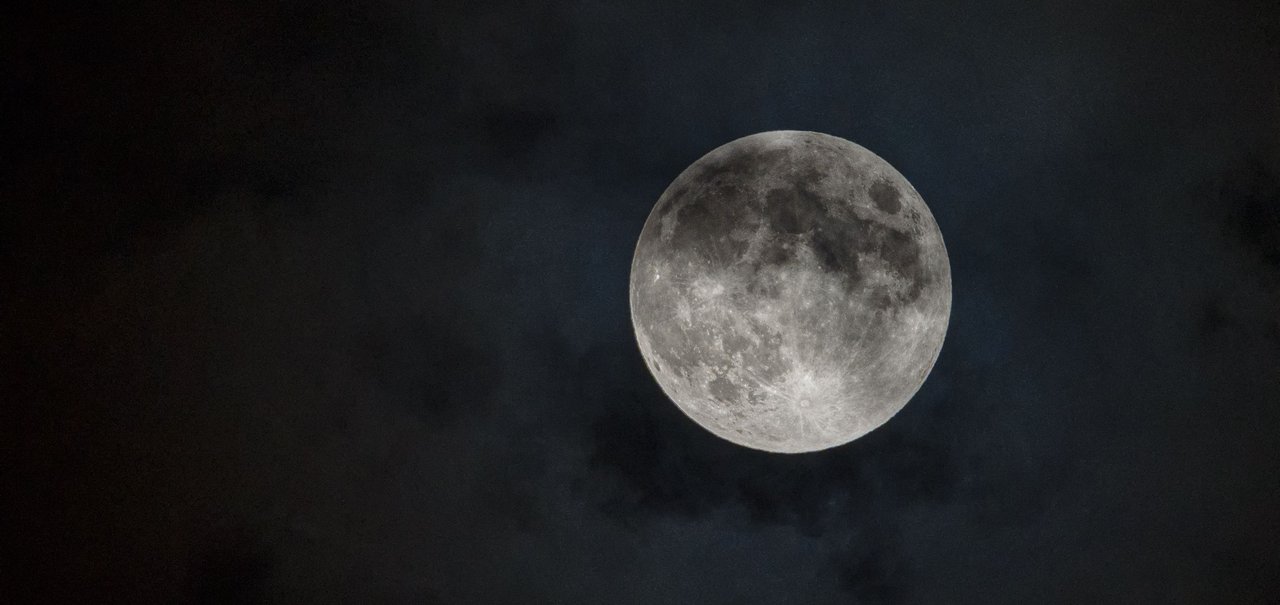 Eclipse lunar parcial ocorrerá nesta terça (17); saiba como observar o fenômeno