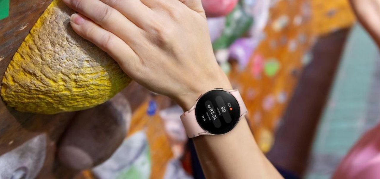 Smartwatch Samsung Galaxy Watch FE no menor valor já visto; veja a oferta na Magazine Luiza