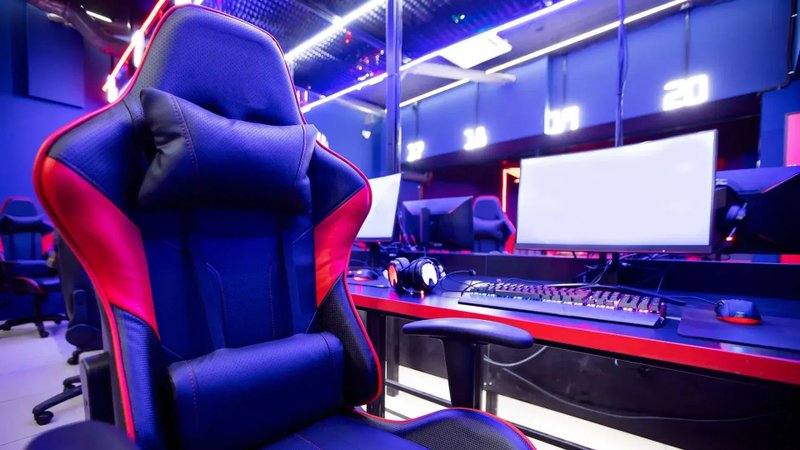 Cadeiras gamer são ótimas opções para ter conforto no setup gamer.