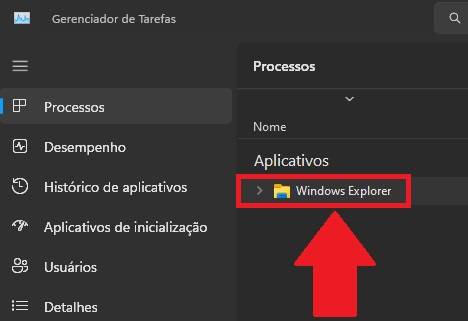 Procure pelo "Windows Explorer" na lista de processos ativos.